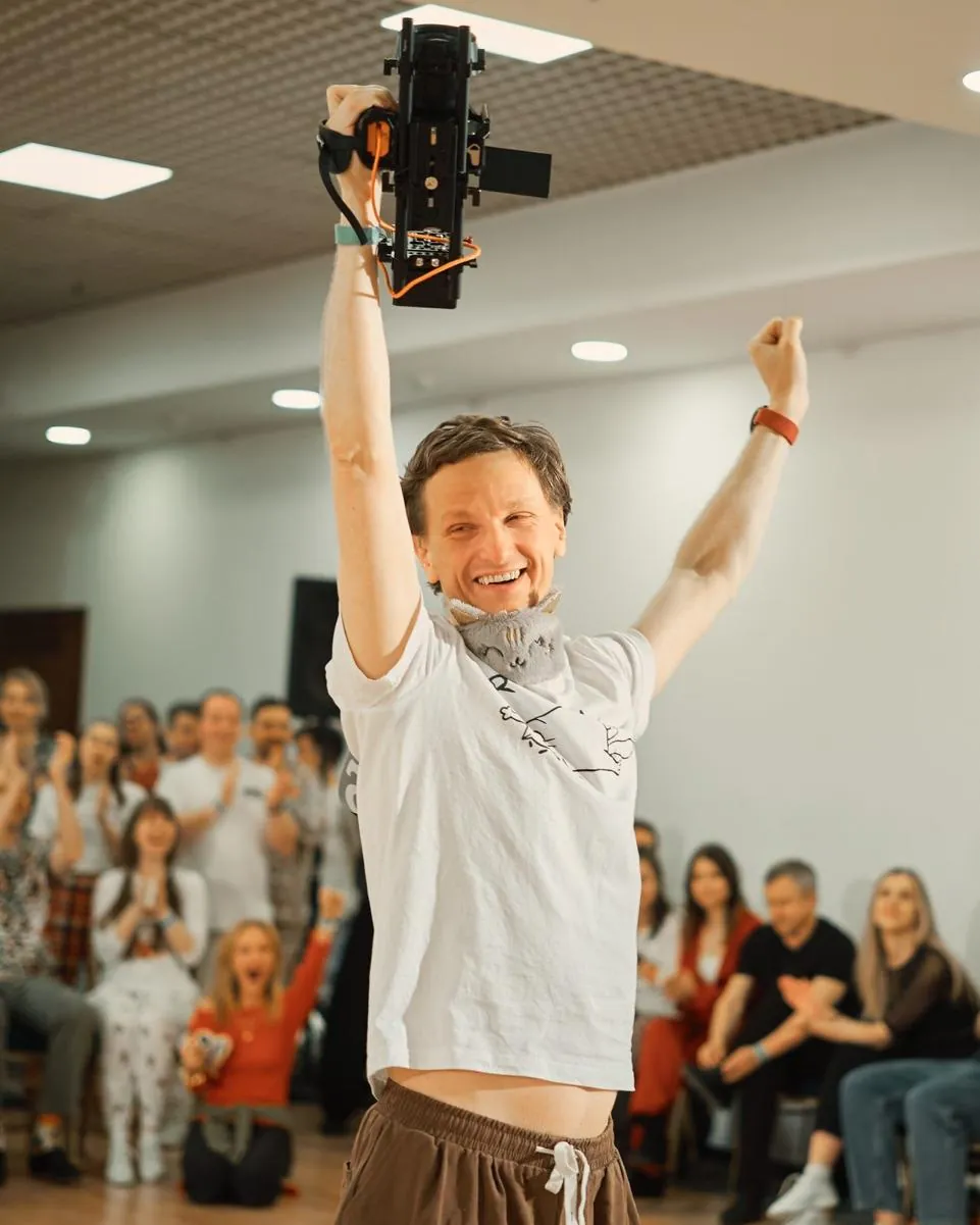 Дмитрий Бурш с камерой